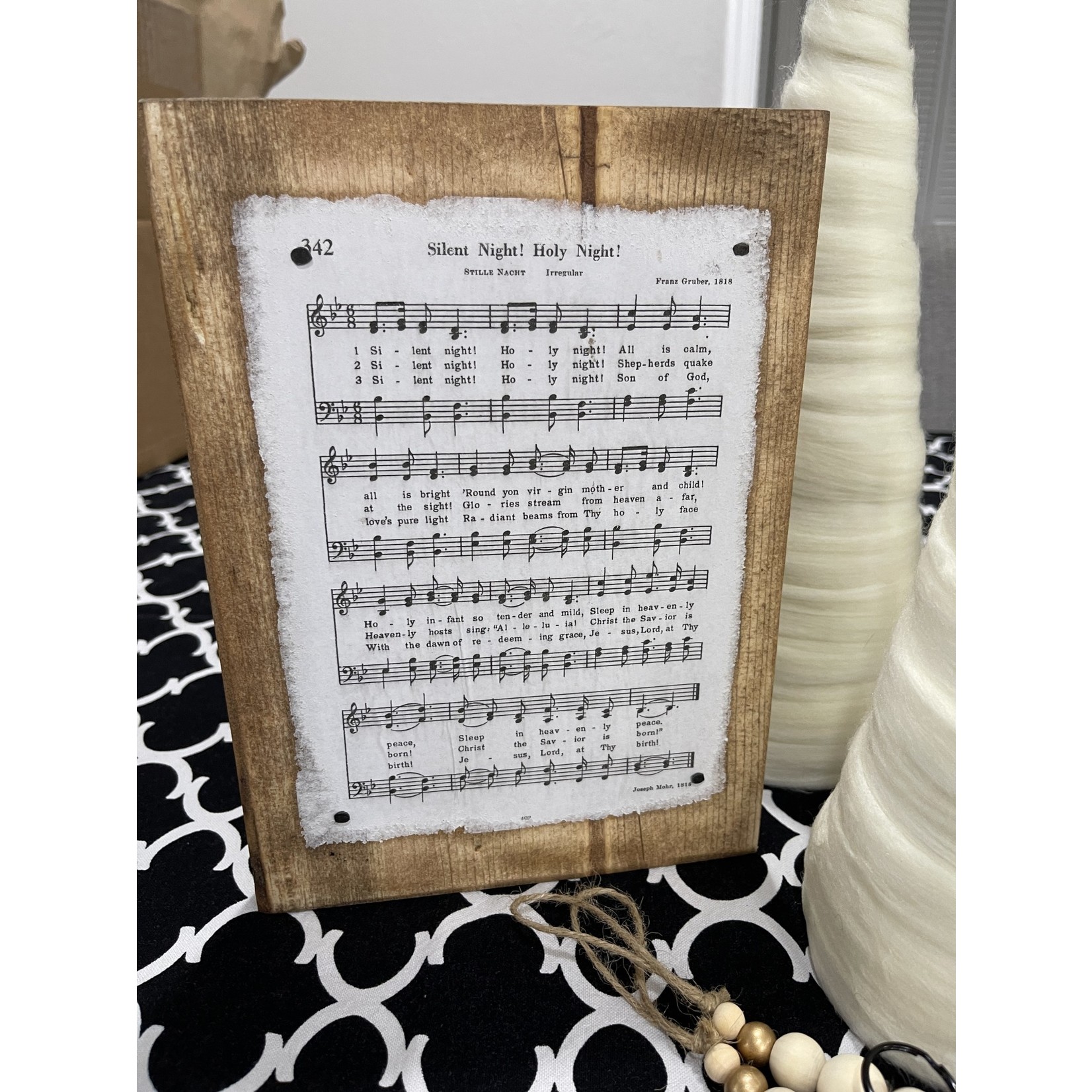 Rustiek Silent Night Song on Wood