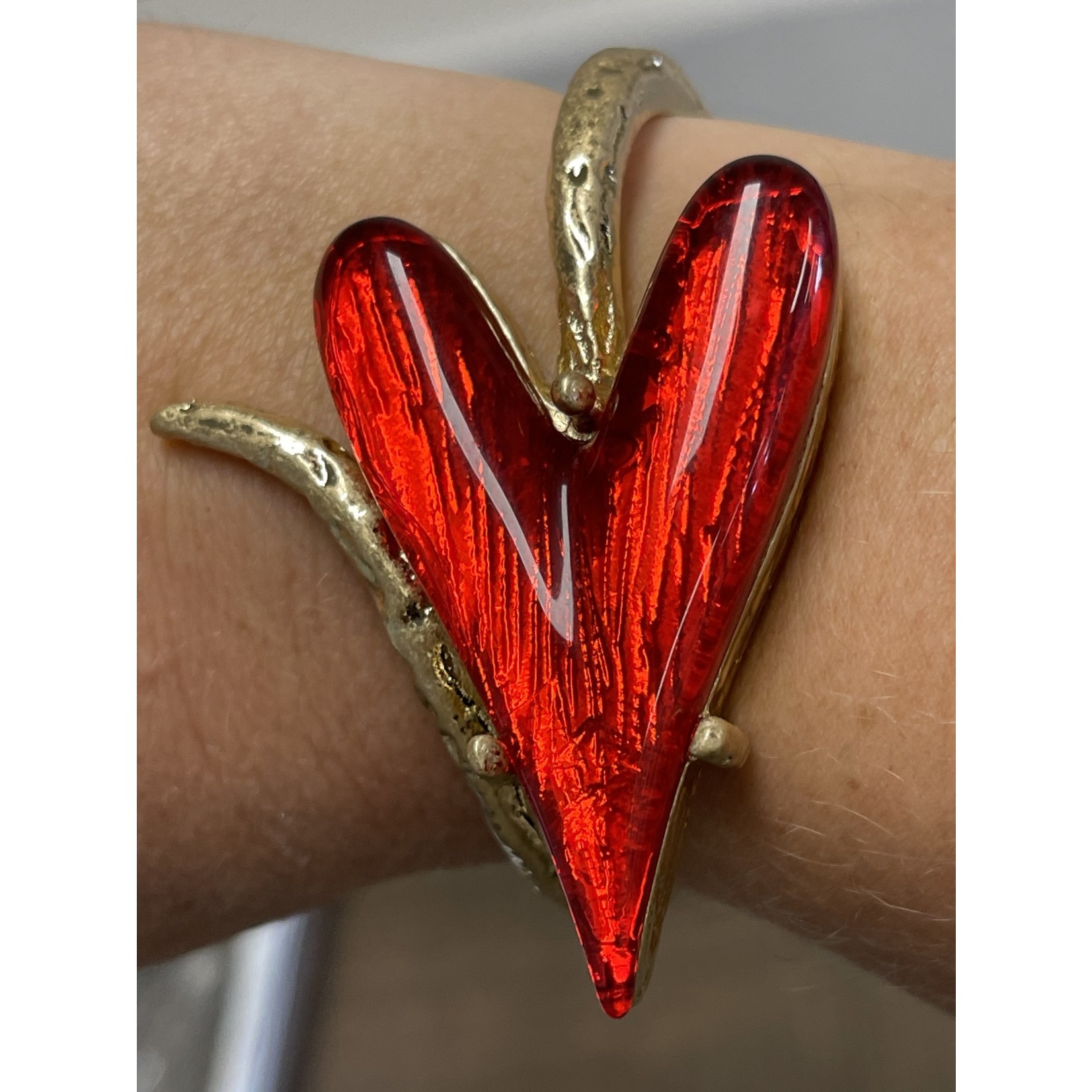 Market Heart Shape Large Designer Bracelet -Adustable