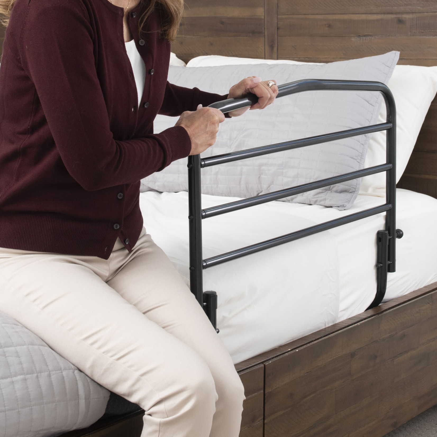 Stander 8051 30 Safety Bed Rail With Padded Pouch