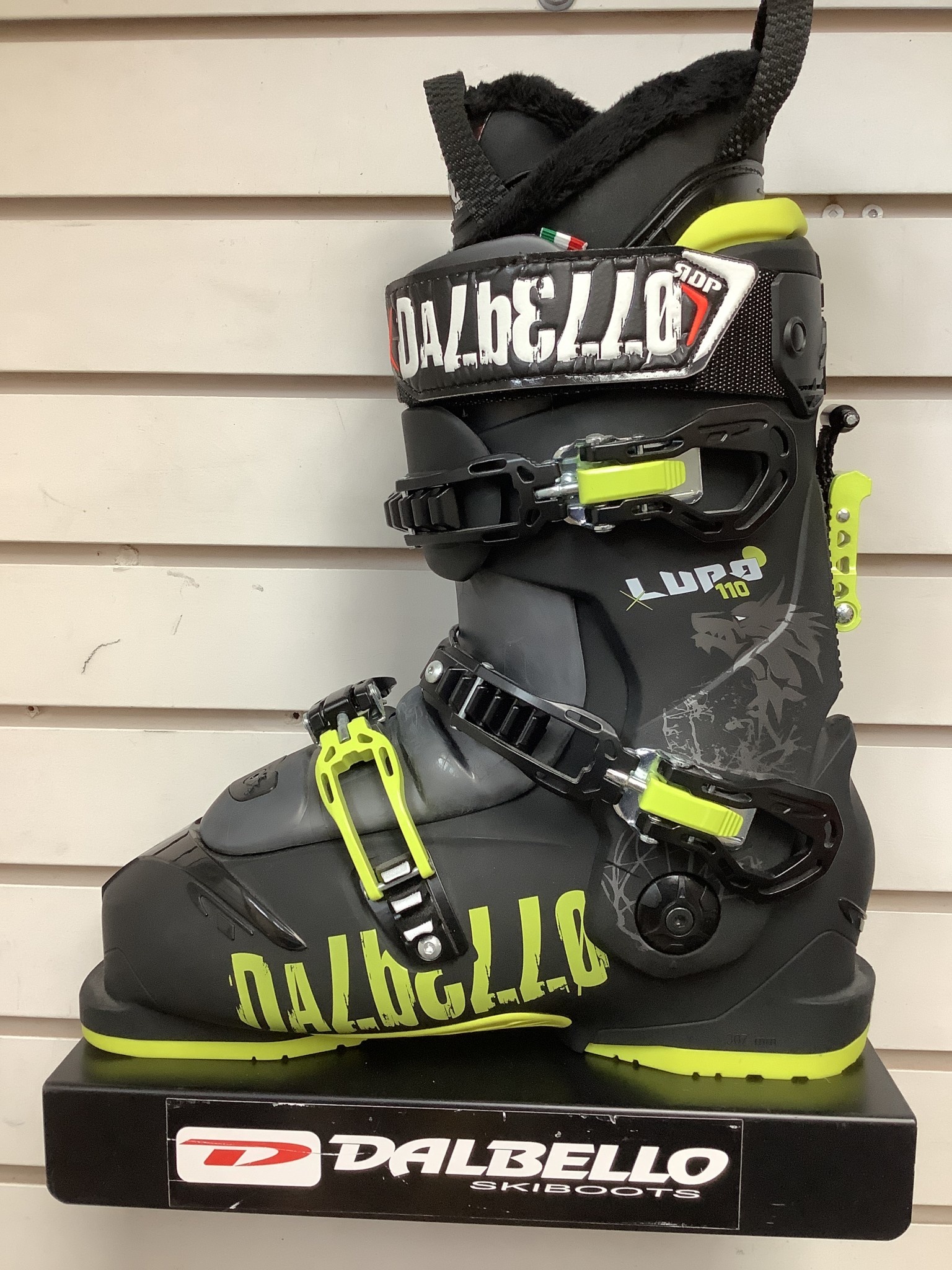 Dalbello DALBELLO LUPO SKI BOOTS LV 110 - Dinardos Ski Hike Bike
