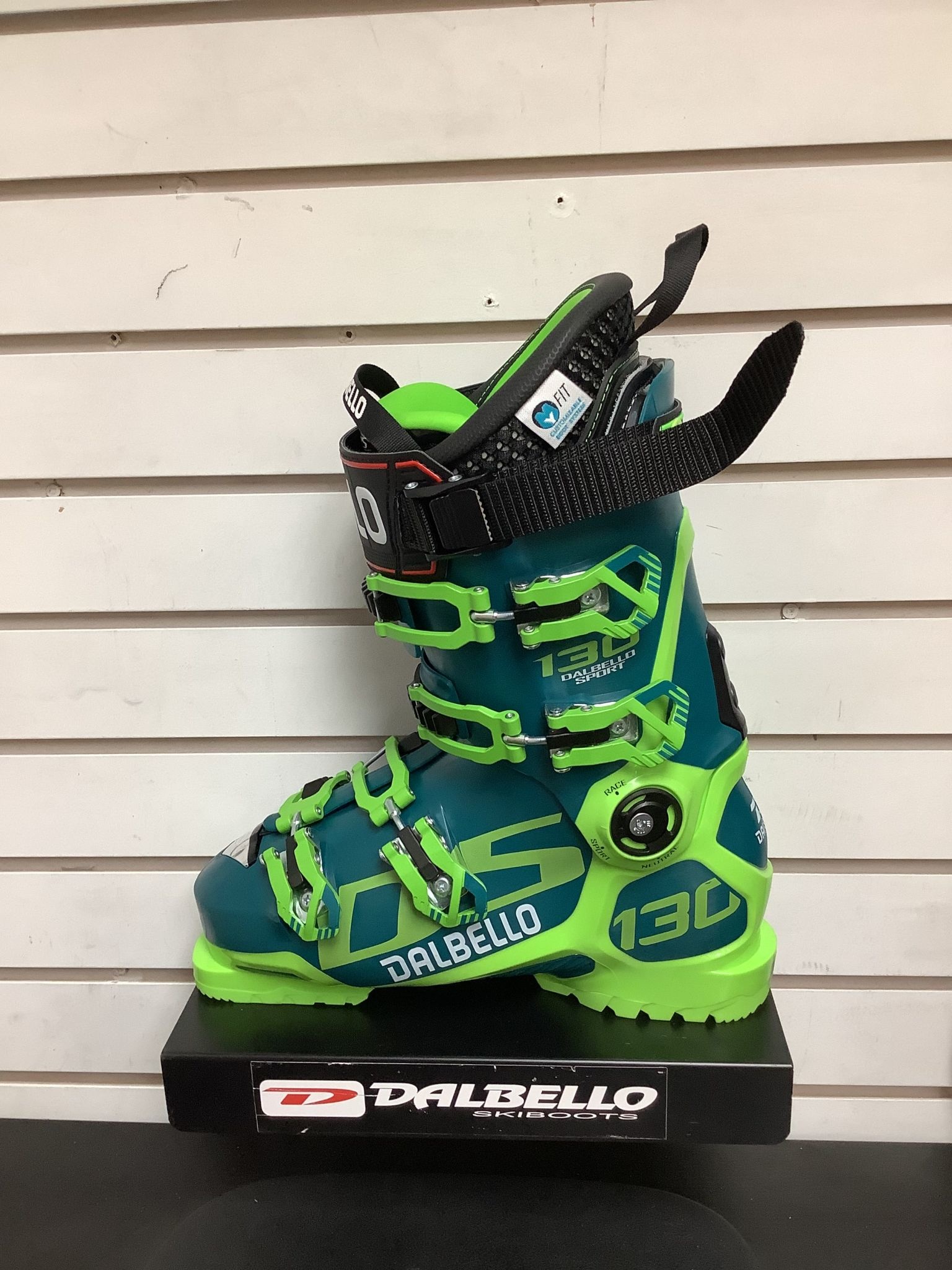 Dalbello DALBELLO DS MV 130 SKI BOOTS - Dinardos Ski Hike Bike