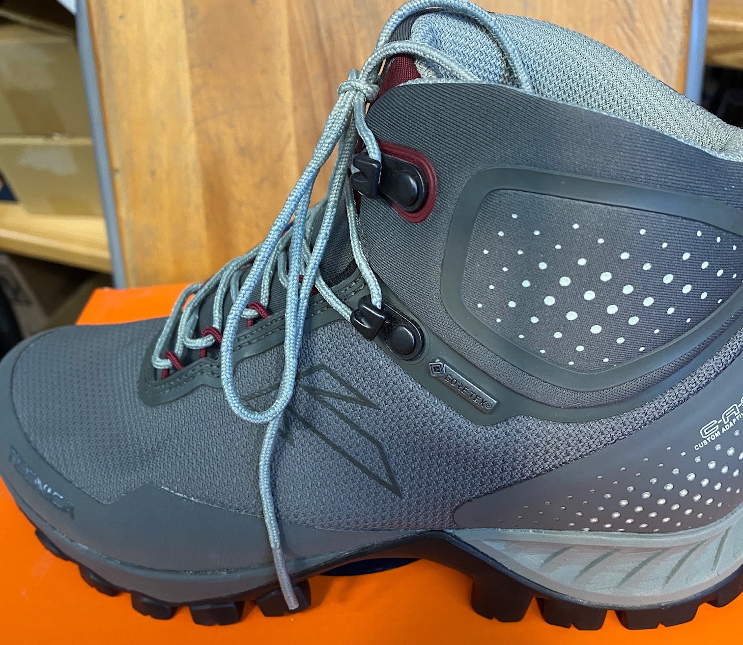 WOMEN'S TECNICA PLASMA MID S GTX WALKINGHIKING BOOT Dinardos Ski