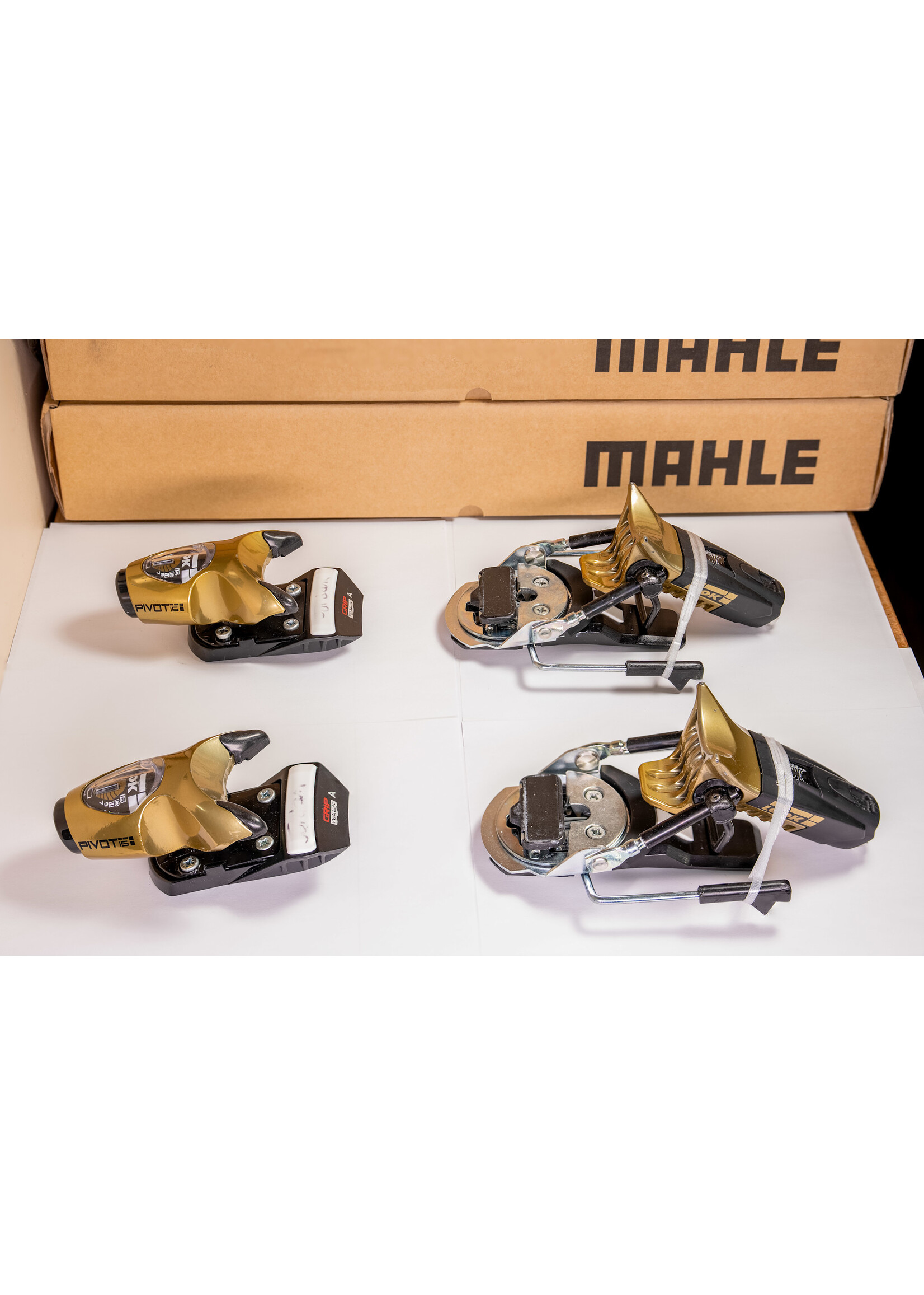 USED BIND LOOK PIVOT 15 GW GOLD