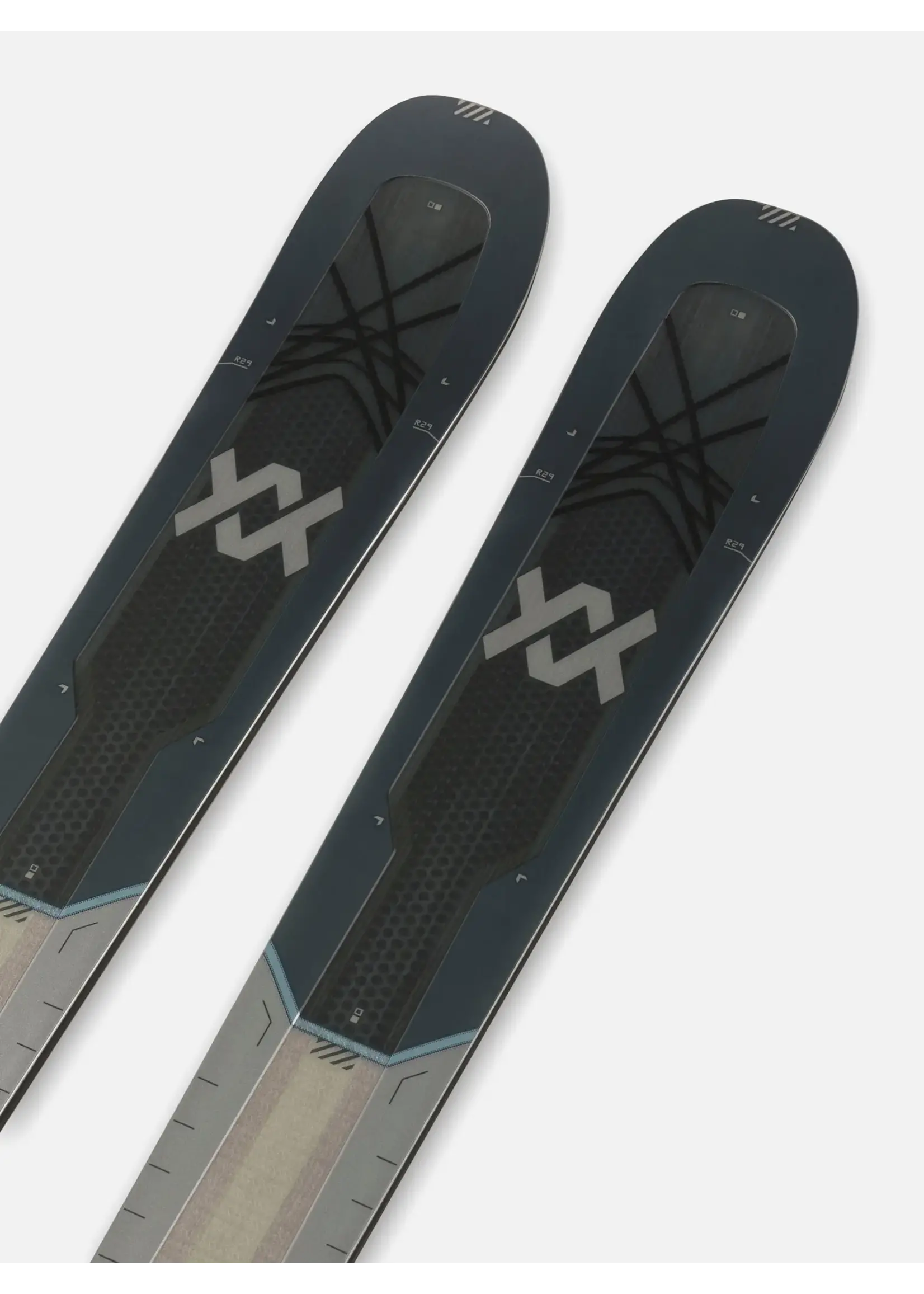 MANTRA 84 FLAT SKIS w/o BINDINGS
