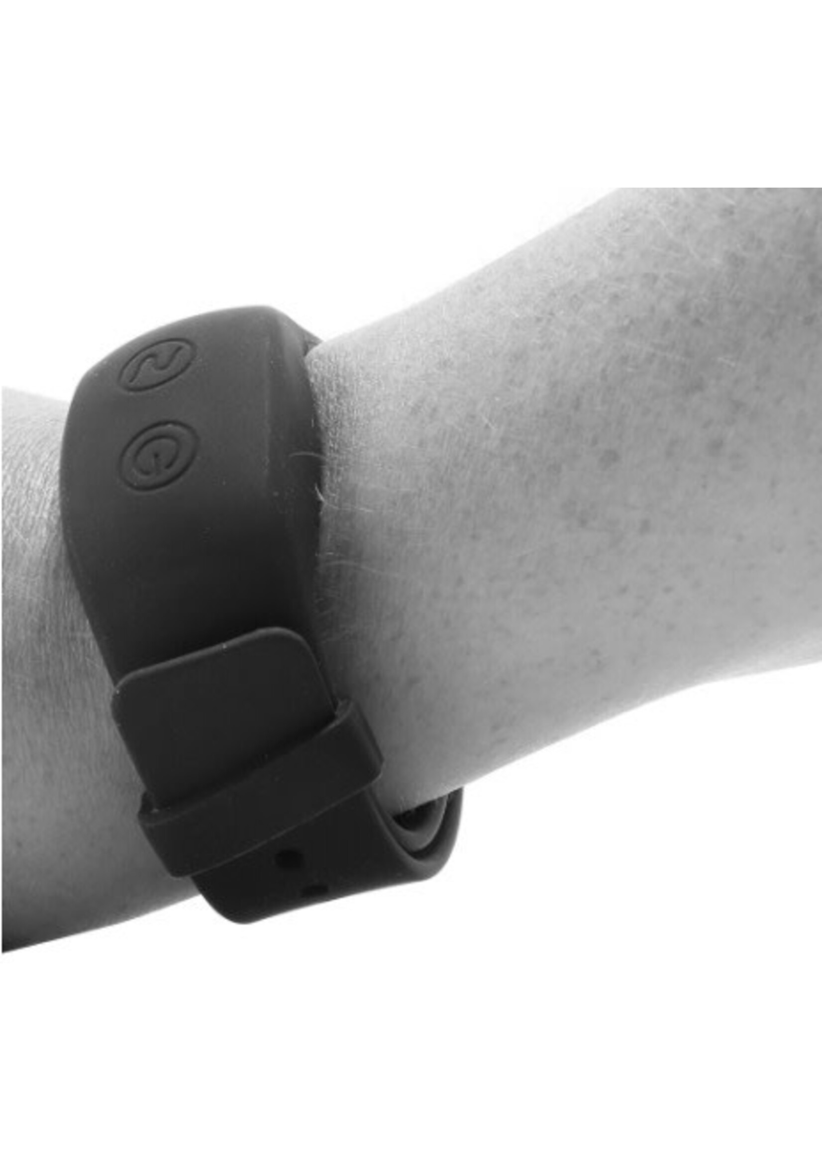 Curve Vibe with Wristband Remote