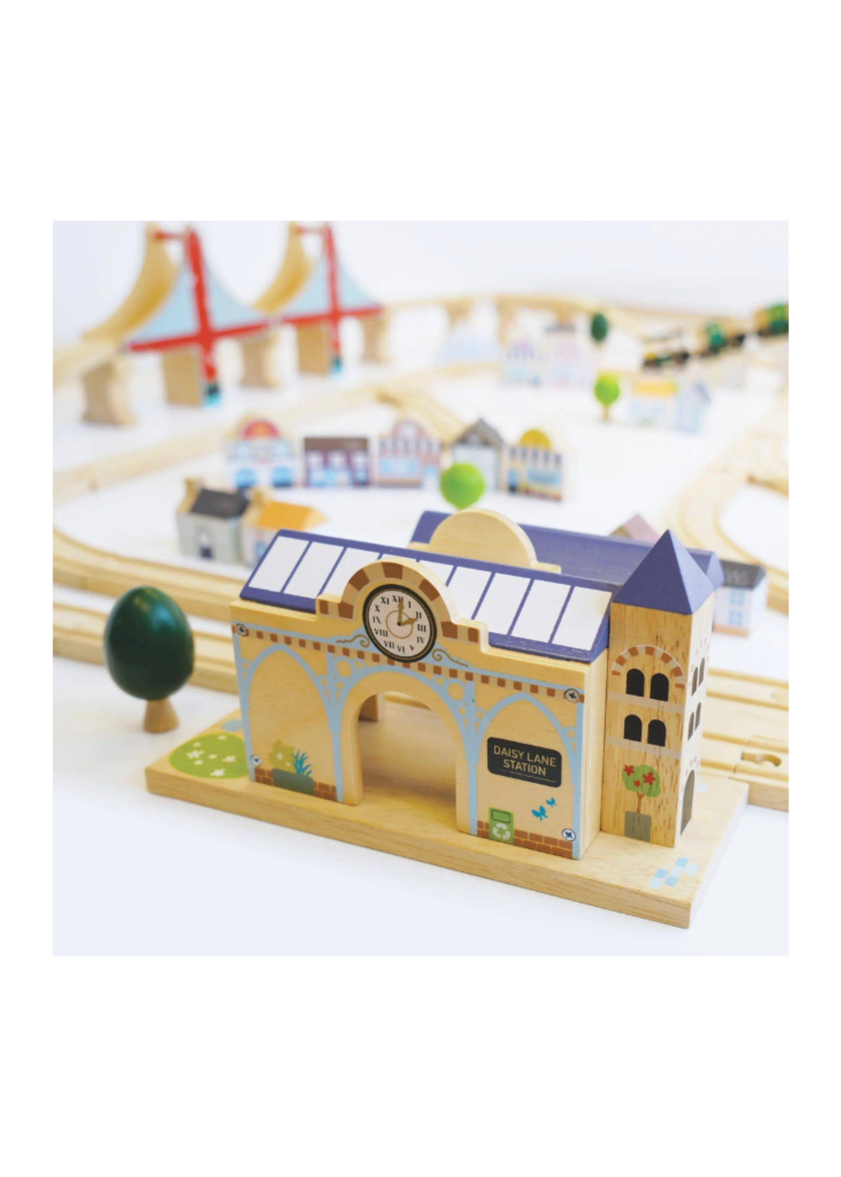 Le Toy Van Royal Express Railway Train Set