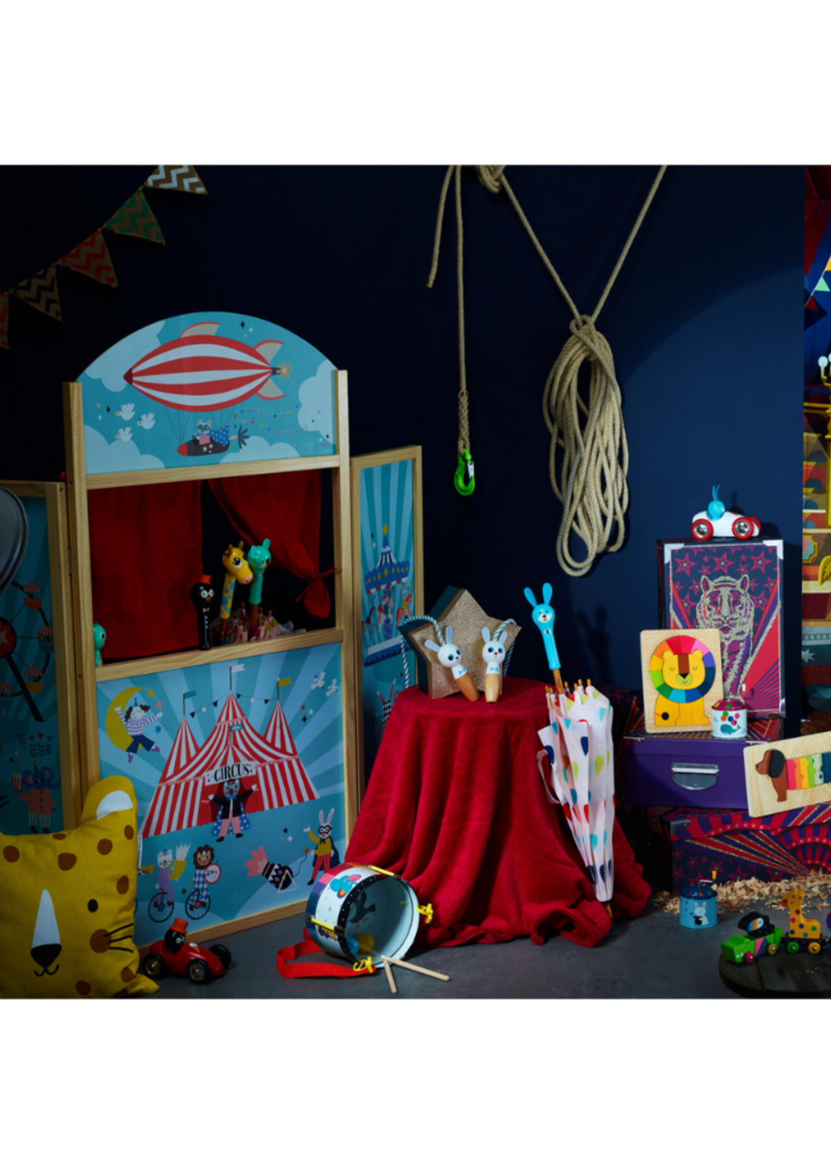 Vilac Circus Theater