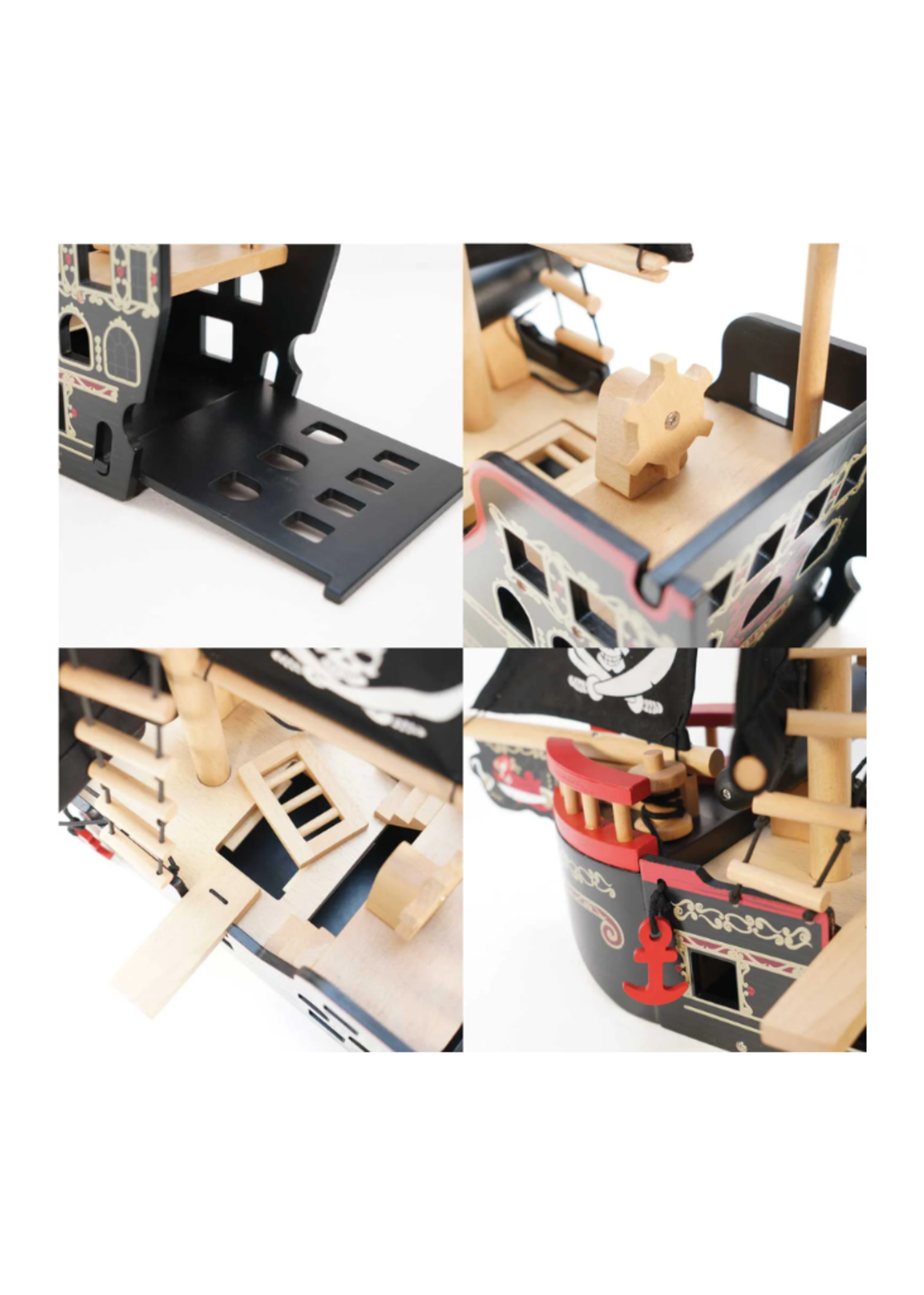 Le Toy Van Barbarossa Pirate Ship