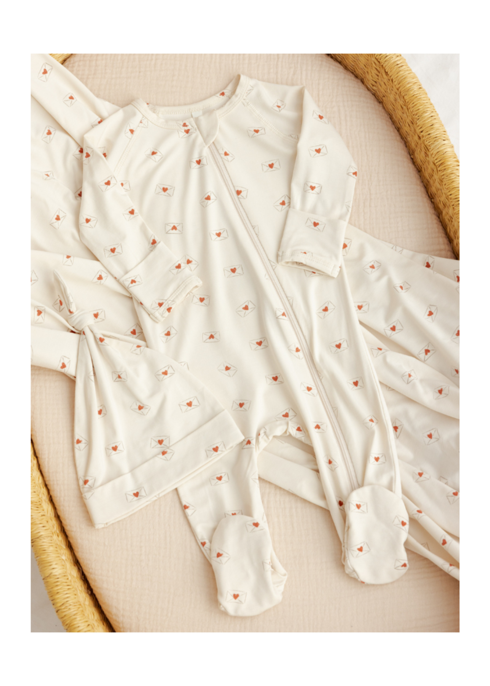 Quincy Mae Bamboo Zip Footie - Valentine