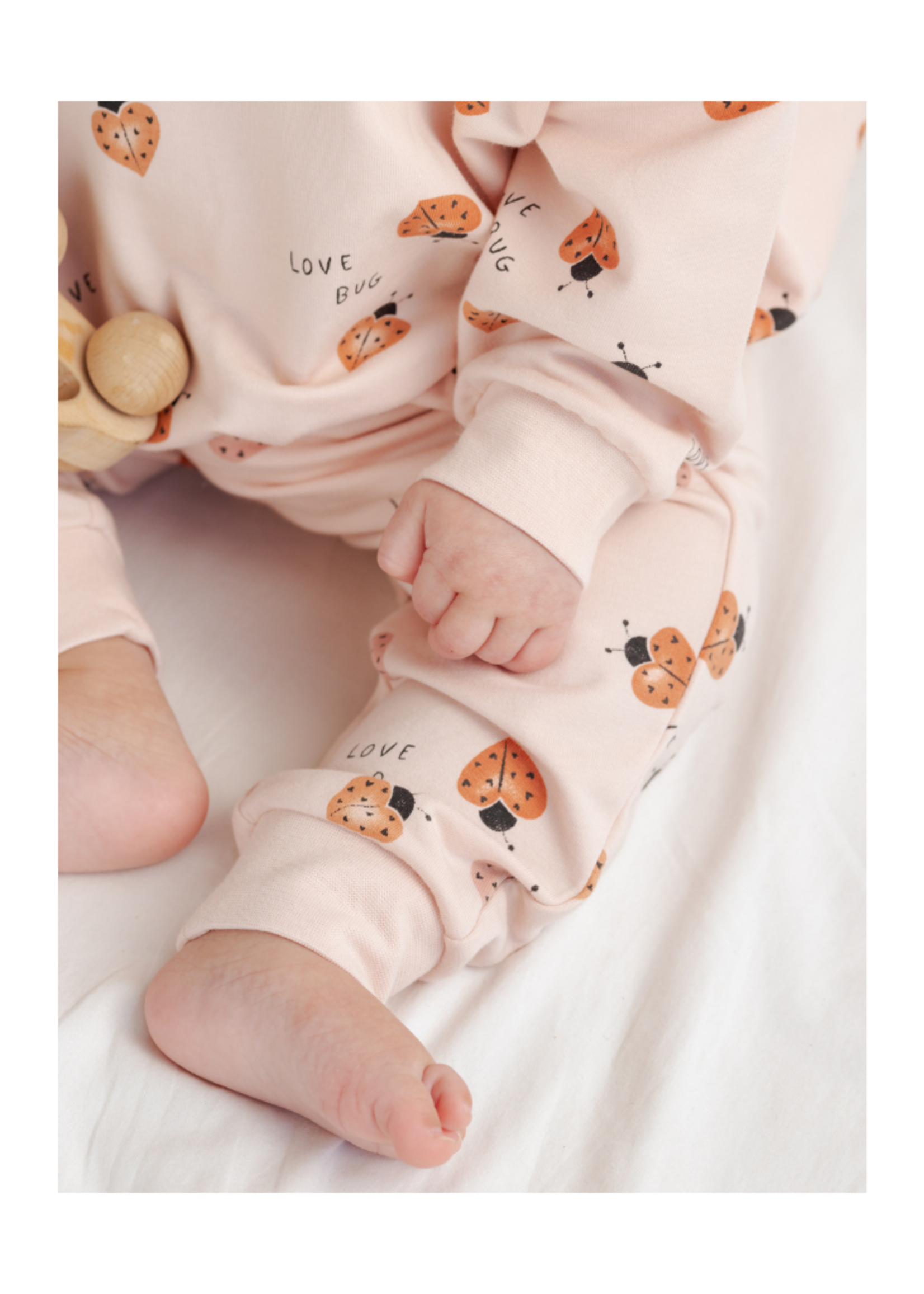 Quincy Mae Relaxed Sweatshirt - Love Bug