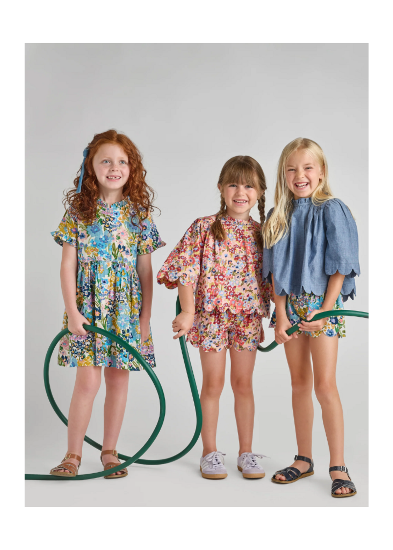 Pink Chicken Scallop Short