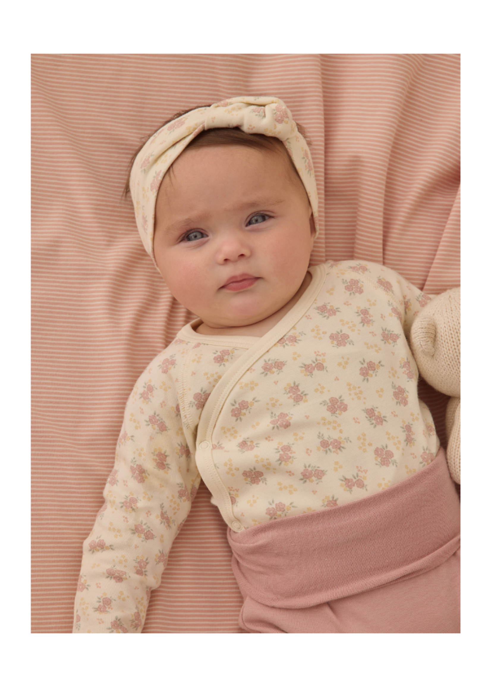 Quincy Mae Side Snap Bodysuit - Flower Field