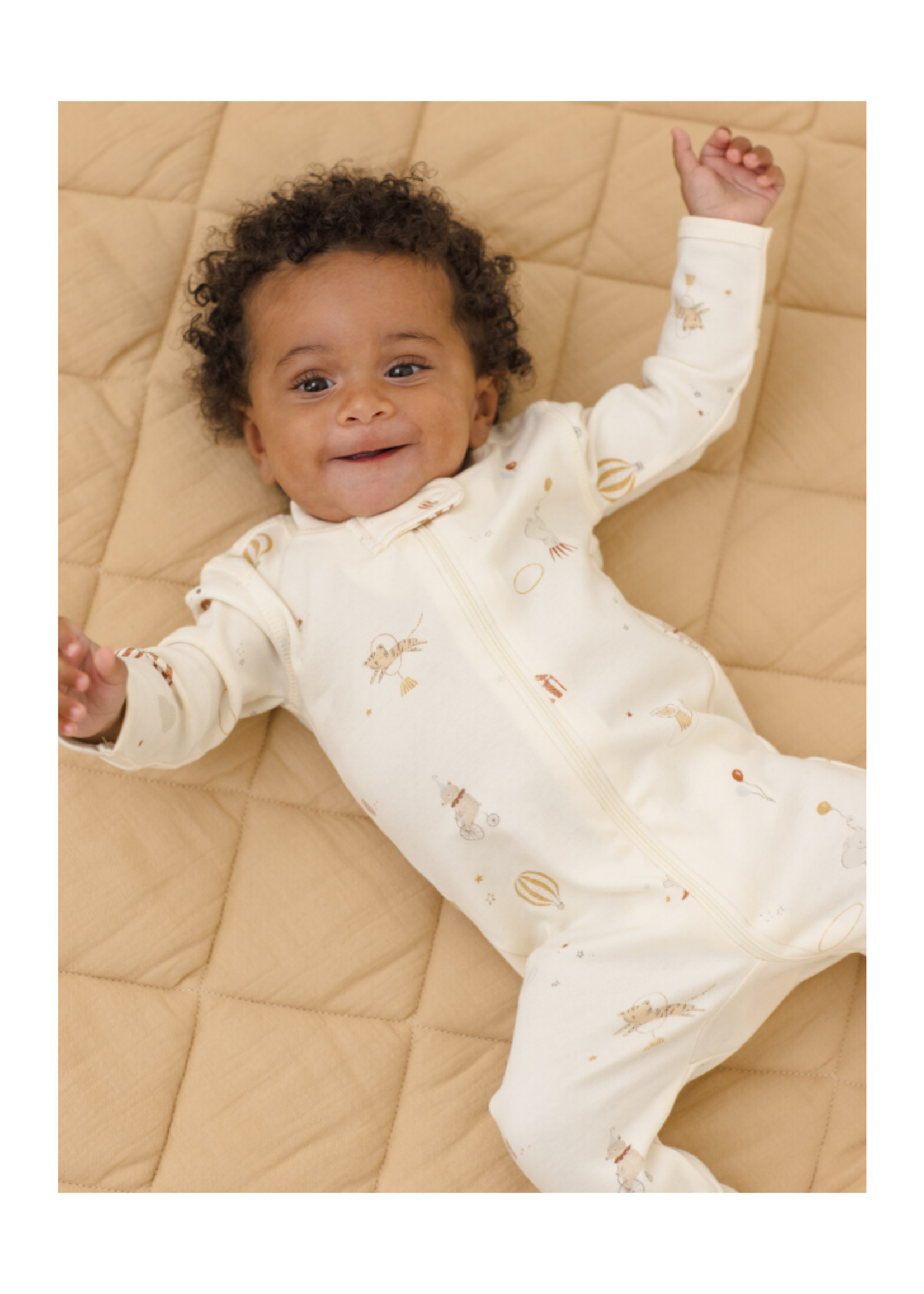 Quincy Mae Zip Long Sleeve Footie - Carnival