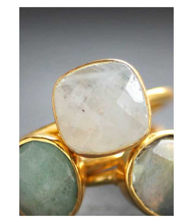 Cushion Ring Moonstone