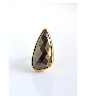 Felix Kite Shaped Stone Ring Labradorite
