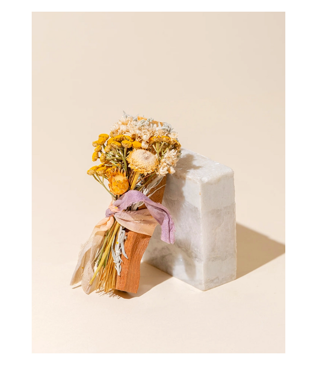 Peruvian Palo Santo + Wild Flowers