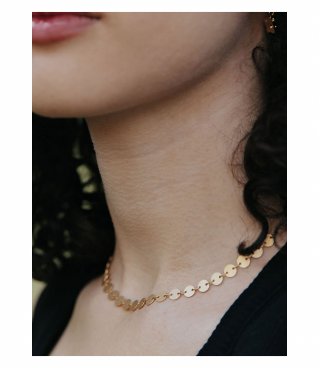 Candra Necklace in Circles Gold