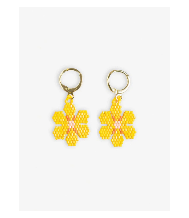 Blossom six petal flower drop earrings Lemon