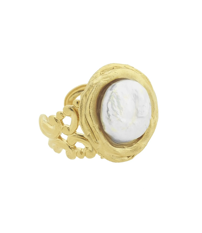 Susan Shaw Pearl Cab Ring