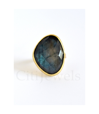 Felix Free Form Gemstone Ring-Labradorite Felix Free Form Gemstone Ring-Labradorite