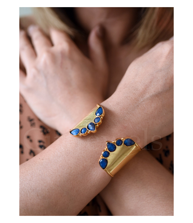 Multi Stone Cuff Bangle-Sapphire