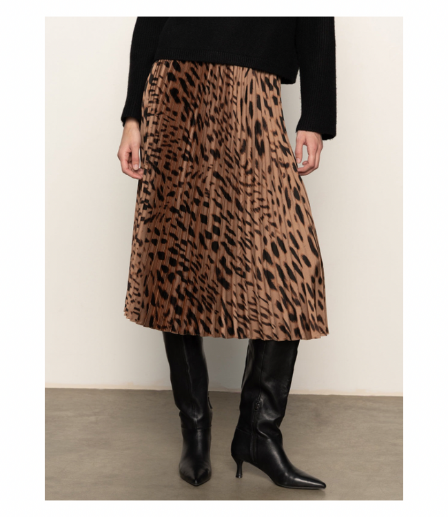 Nostalgia Pleated Midi Skirt