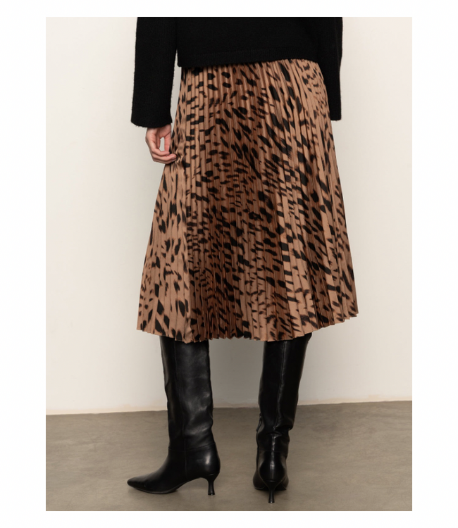 Nostalgia Pleated Midi Skirt