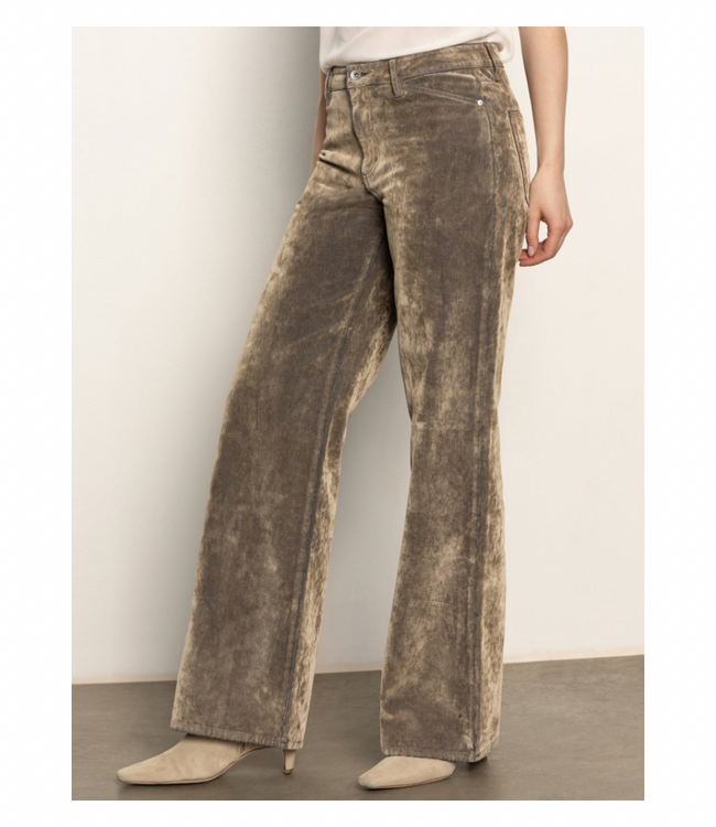 Cadence Relaxed Straight