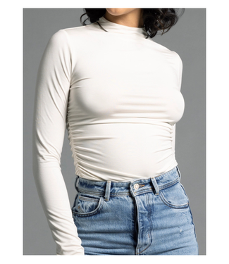 Weekend Rose Ruched Top