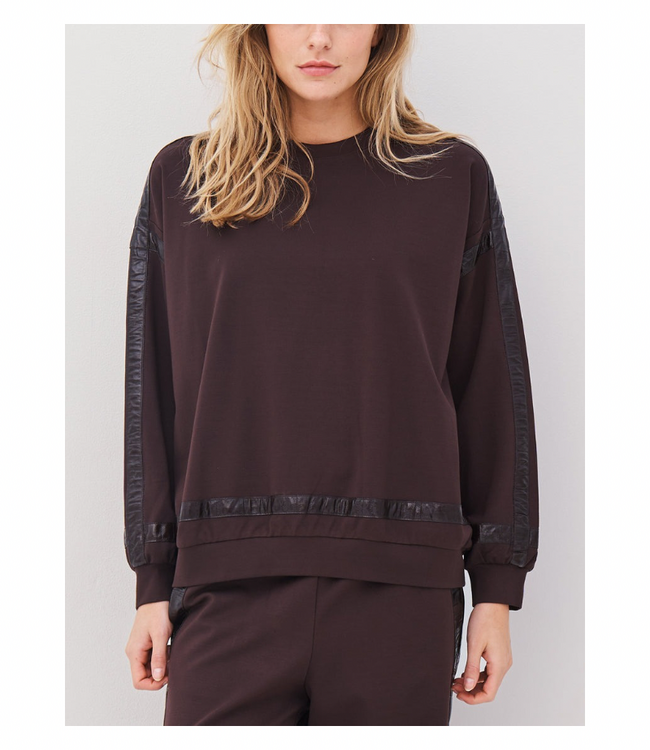 Athea Sweat Top