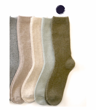 ELMNTL Cashmere Wool Socks-Olive