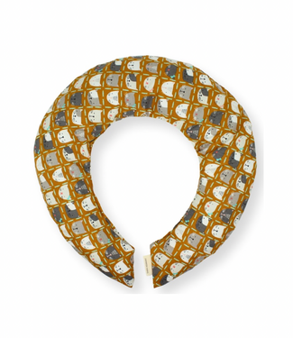 Neck Wrap Cats on Caramel