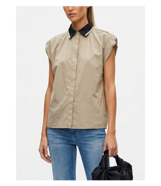VAVA Vivian Blouse