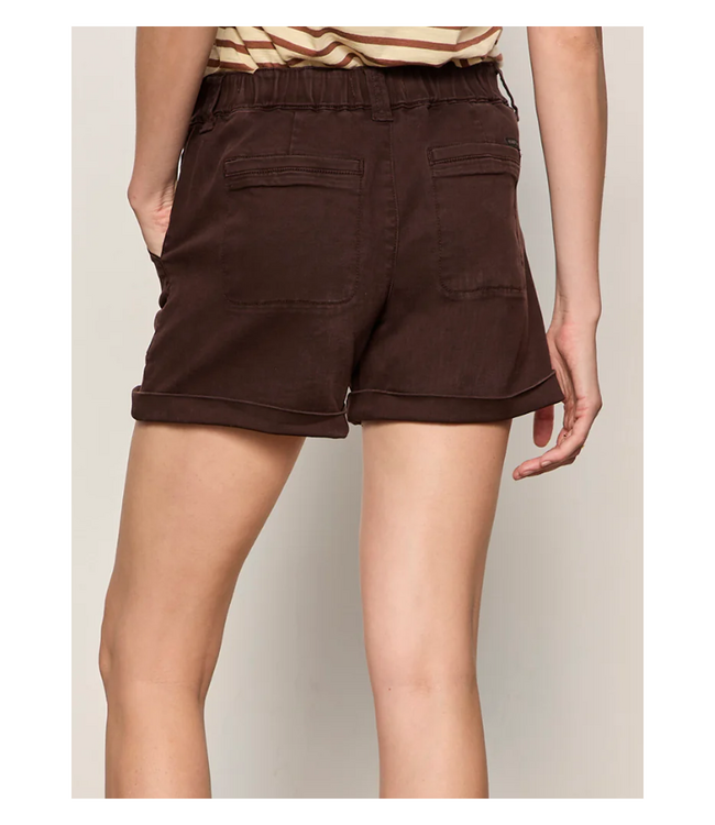 Wander on Shorts