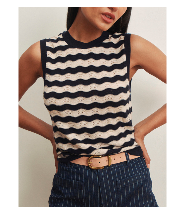 Everyday Cheveron Shell Top
