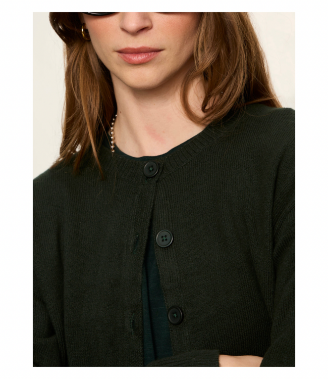 MUST-HAVE CARDI