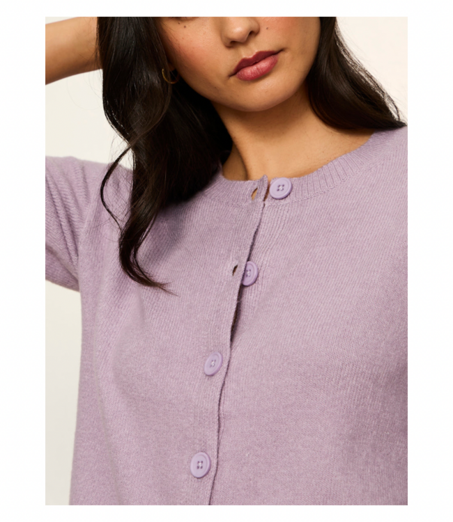 MUST-HAVE CARDI
