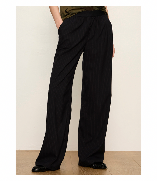 UPLIFT PULL ON TROUSER