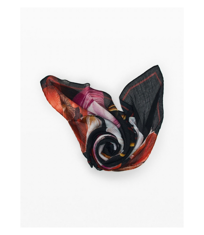 Rosea Scarf