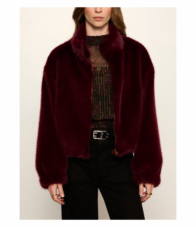 Everest Fur Bomber