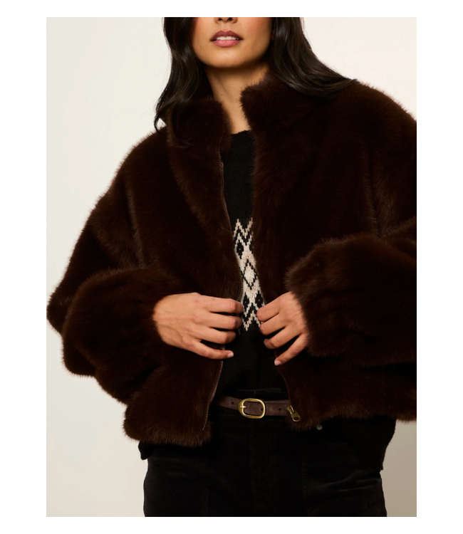 Everest Fur Bomber