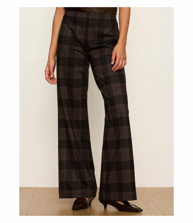Relay Pull On Pants