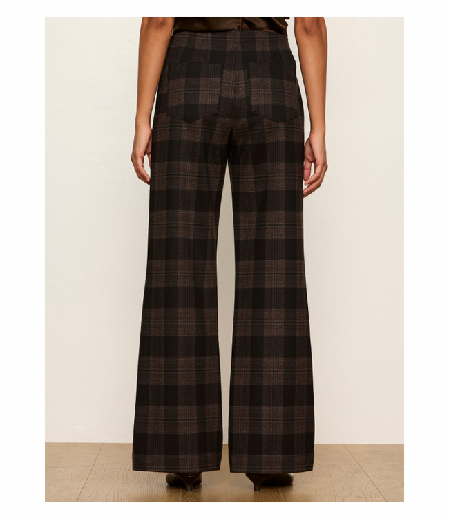 Relay Pull On Pants
