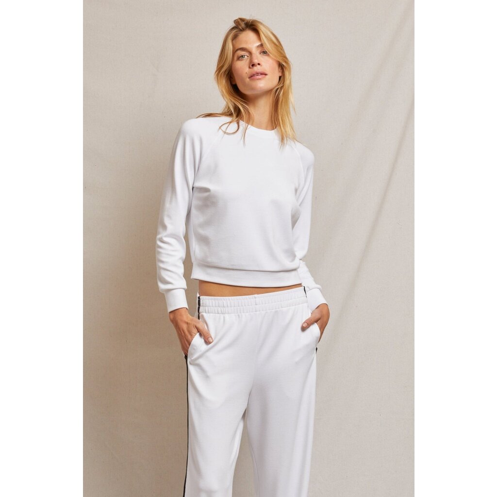 Perfect White Tee Blair Travel Fitted Sweatshirt