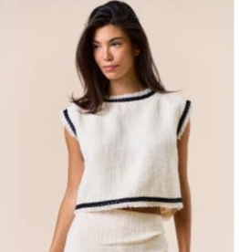 StyleLA Contrast Frayed Hem Crop Top