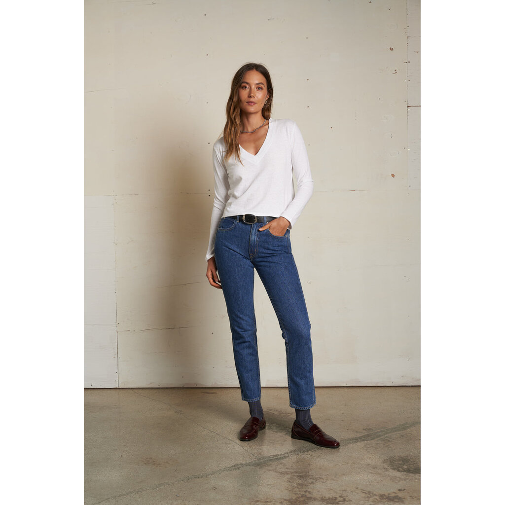 Perfect White Tee Fiona- Long Sleeve V Neck