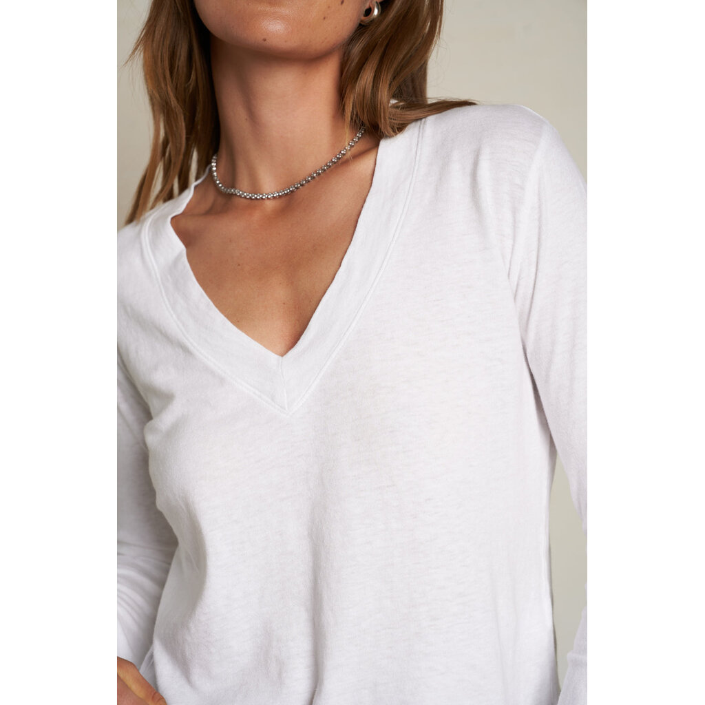Perfect White Tee Fiona- Long Sleeve V Neck