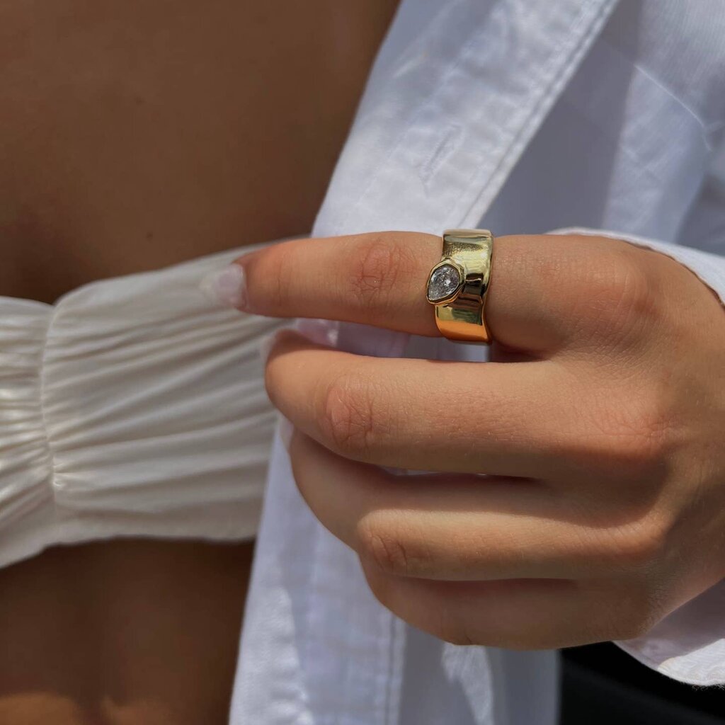 Sahira Kiara Band Ring