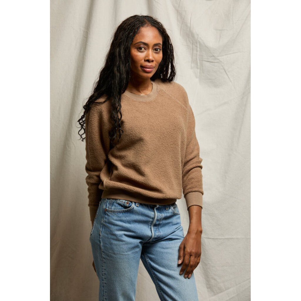 Perfect White Tee Ziggy Fleece Crewneck-Mocha