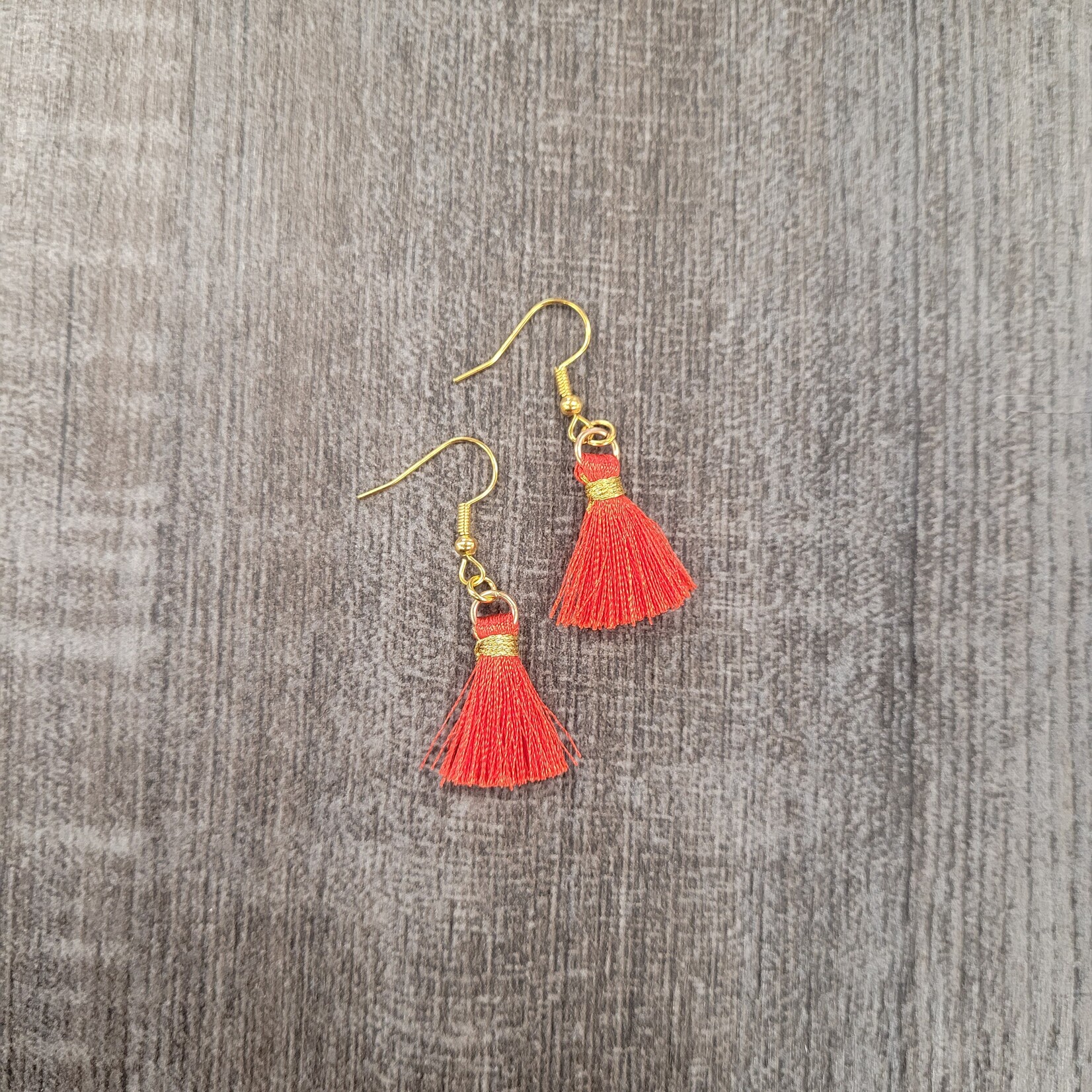 3/4 in Petite Red Tassel Earrings